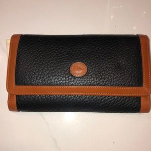 Dooney and Bourke wallet